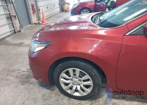 2016 Nissan Altima 2.5/2.5 S/2.5 Sl/2.5 Sr/2.5 Sv z USA, uszkodzony, nr VIN 1N4AL3AP1GC252637